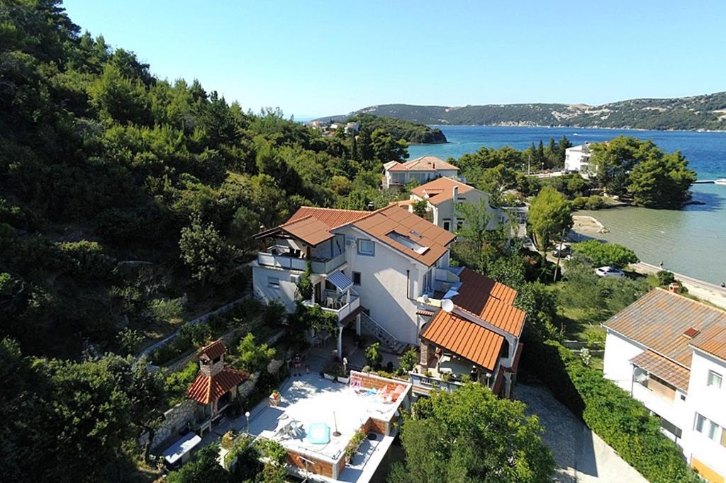 Apartments By The Sea Supetarska Draga - Donja, Rab - 2022 Buitenkant foto
